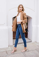 Elwood skinny jean light size 6-8 lifestyle 2