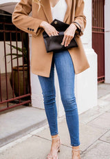 Elwood skinny jean light size 6-8 lifestyle 3