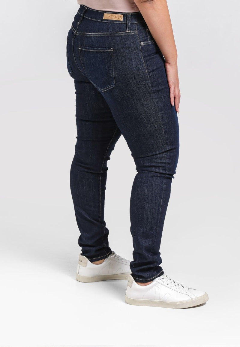 Elwood skinny jean dark size 15-18 side